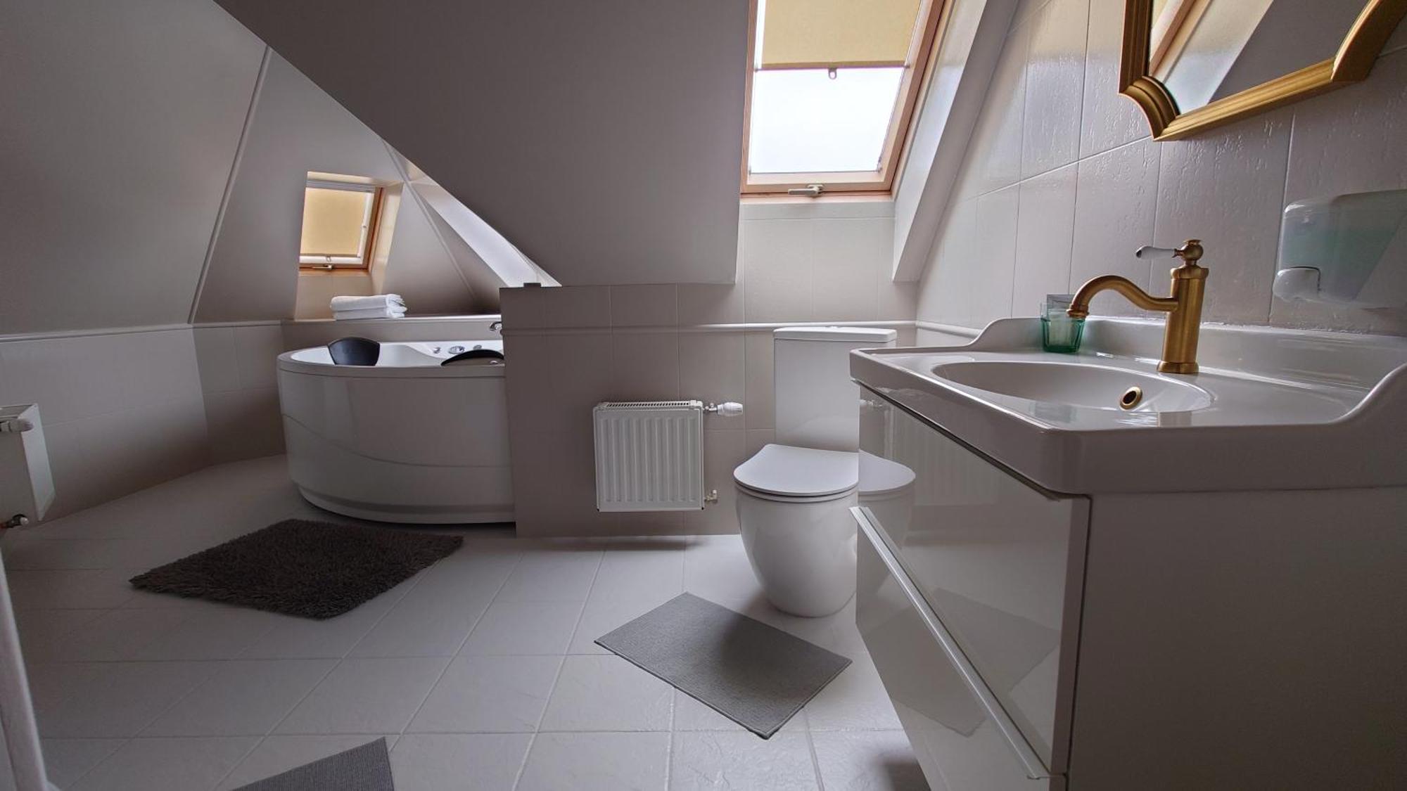 Guesthouse Cetri Veji Turkalne Luaran gambar